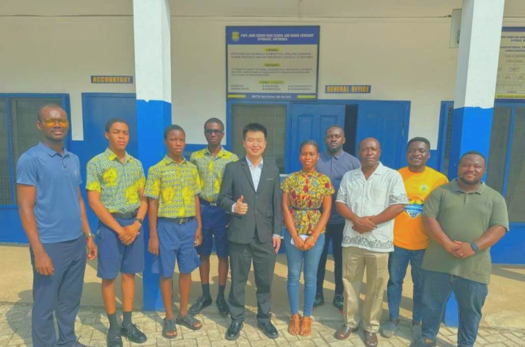 Sino-Africa Union Education Institute attends the assembly at Pope John High School