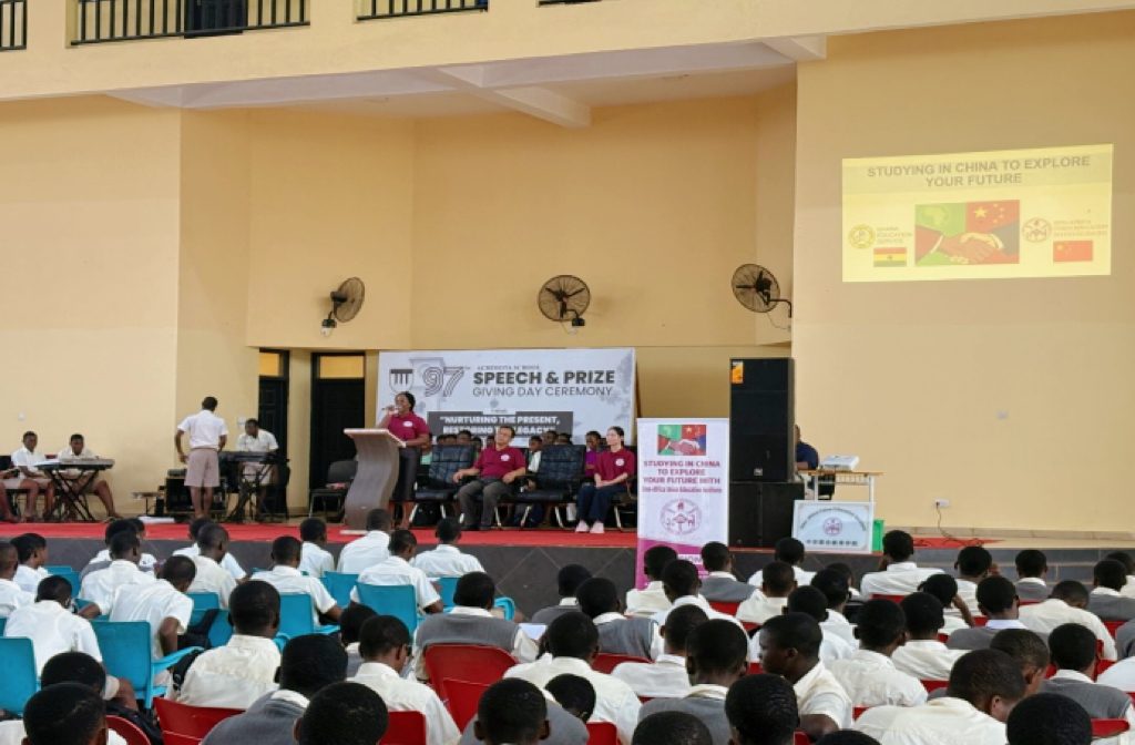 Sino-Africa Union Education Institute made a presentation  at Achimota School